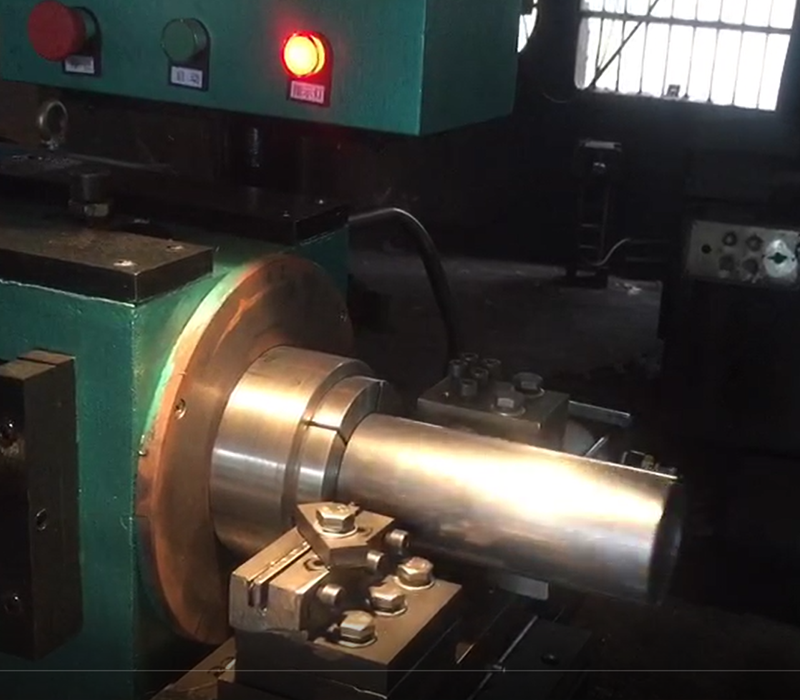 自動割管機床加工視頻